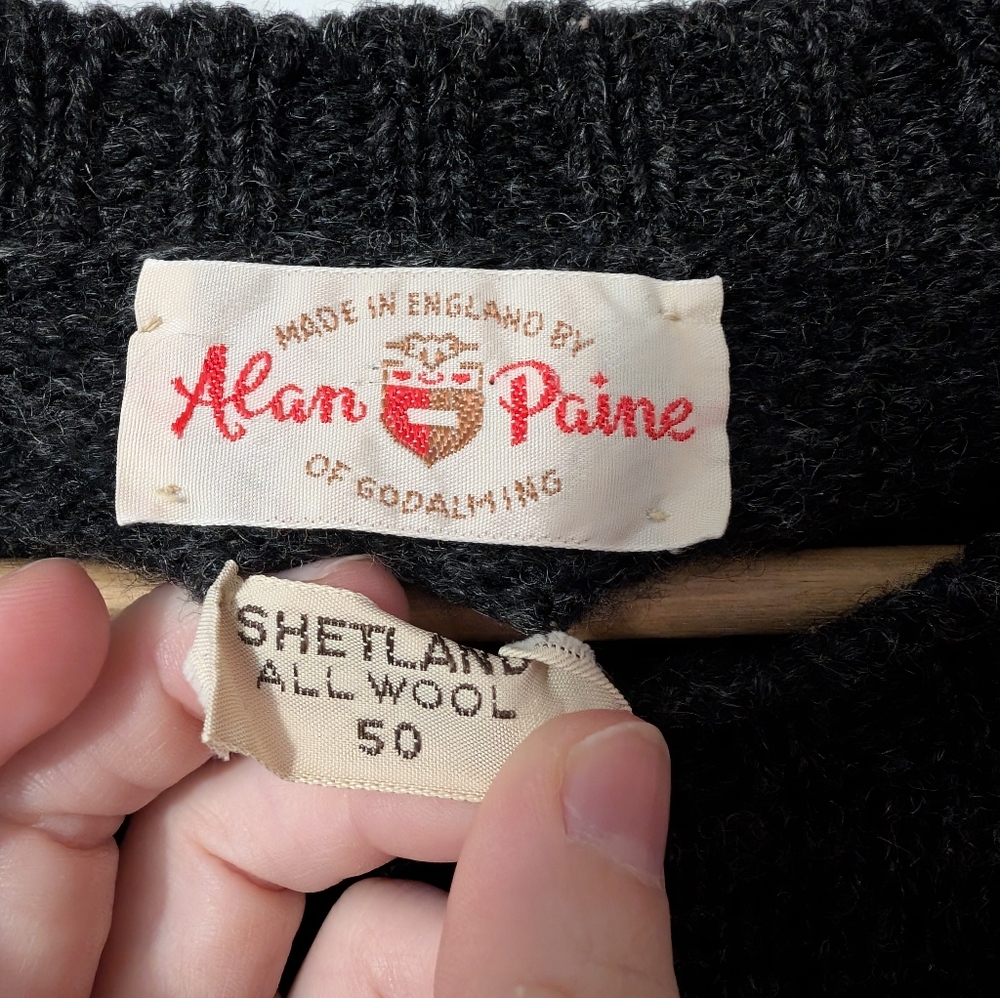 Vintage Alan Paine Knit Shetland Wool Sweater Men's 50" (2XL) Charcoal - Picture 3 of 7